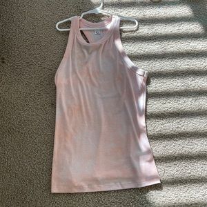 womens old navy tank top xs (never worn wrong size)